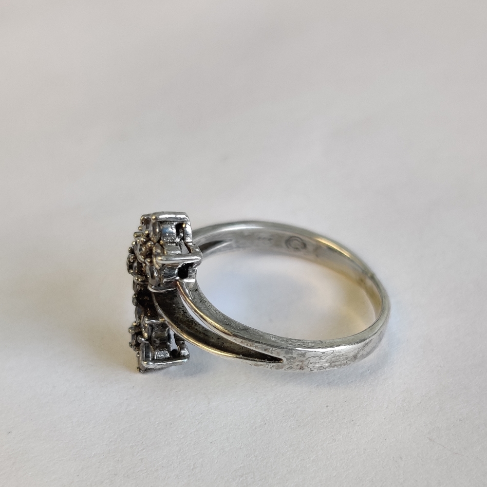 Vintage Diamante Silver Bypass ring 💍 - Picture 9 of 12